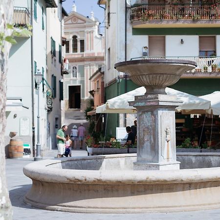 Dussaiga - Camera Delle Rose Dolceacqua Εξωτερικό φωτογραφία